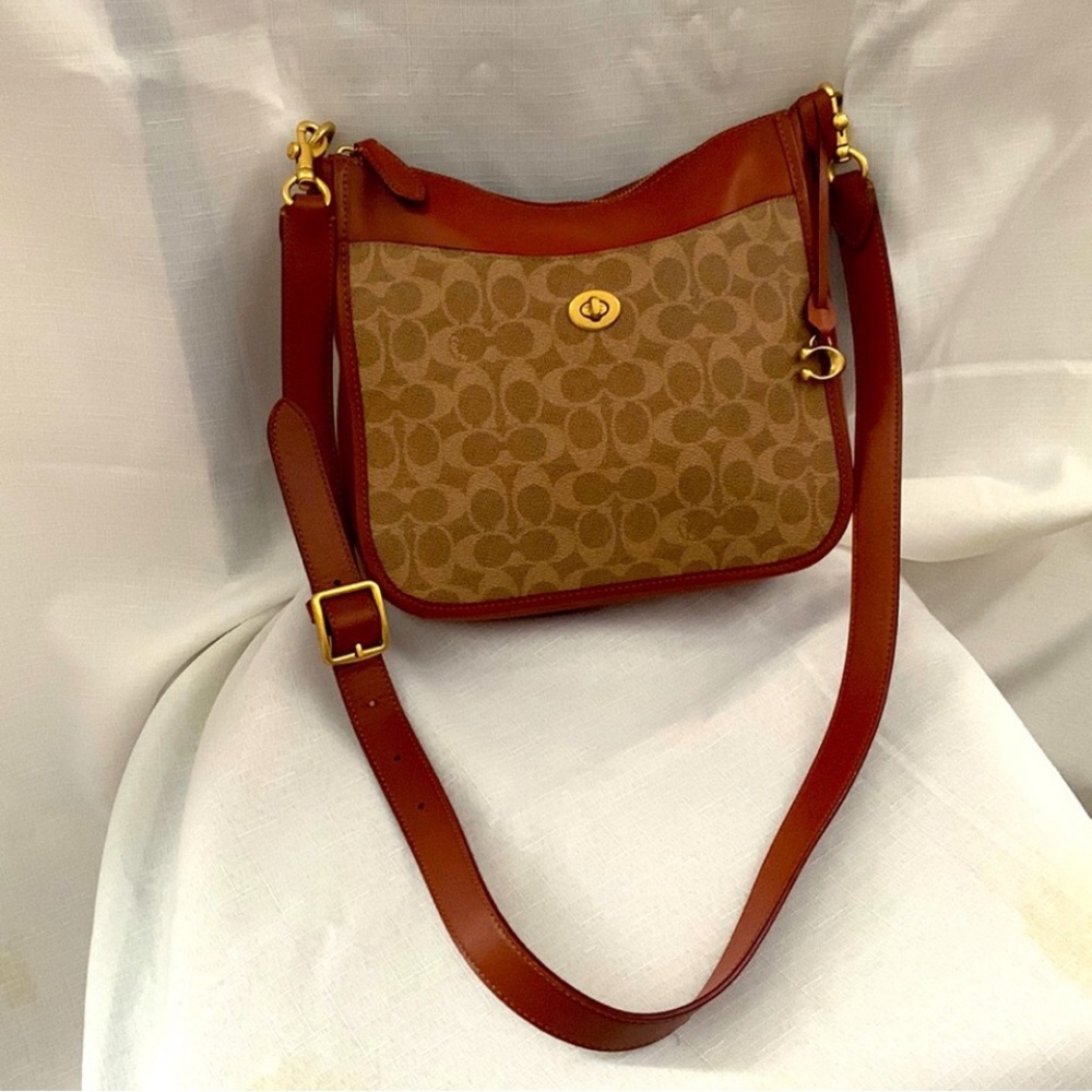 Coach Chaise Signature print crossbody bag